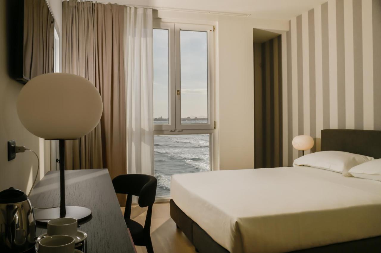 Hotel Punta Tipa Трапани Екстериор снимка