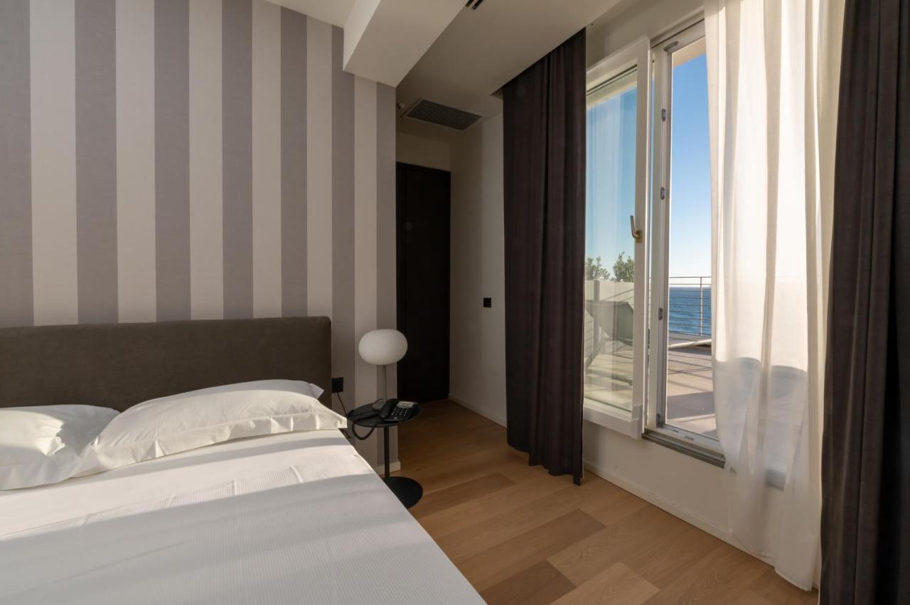 Hotel Punta Tipa Трапани Екстериор снимка