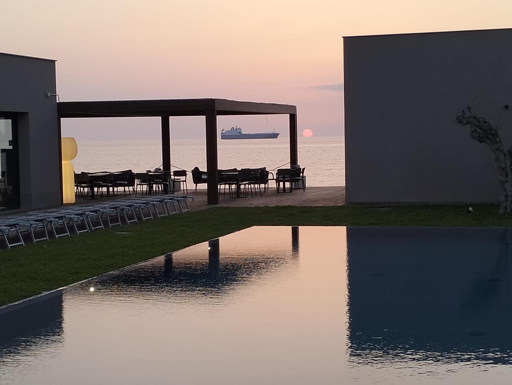 Hotel Punta Tipa Трапани Екстериор снимка